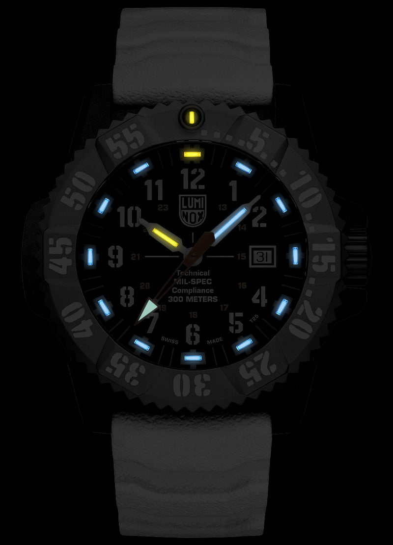 Luminox MIL-SPEC 3359 Arctic Watch