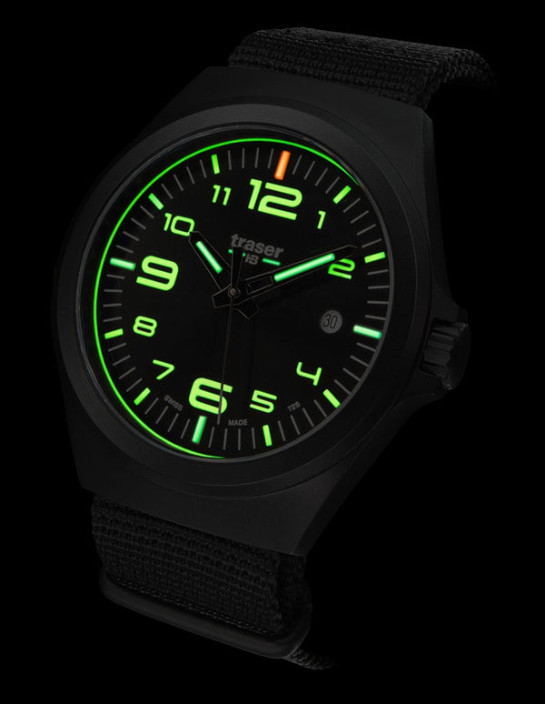 Traser H3 P59 Essential M Black NATO