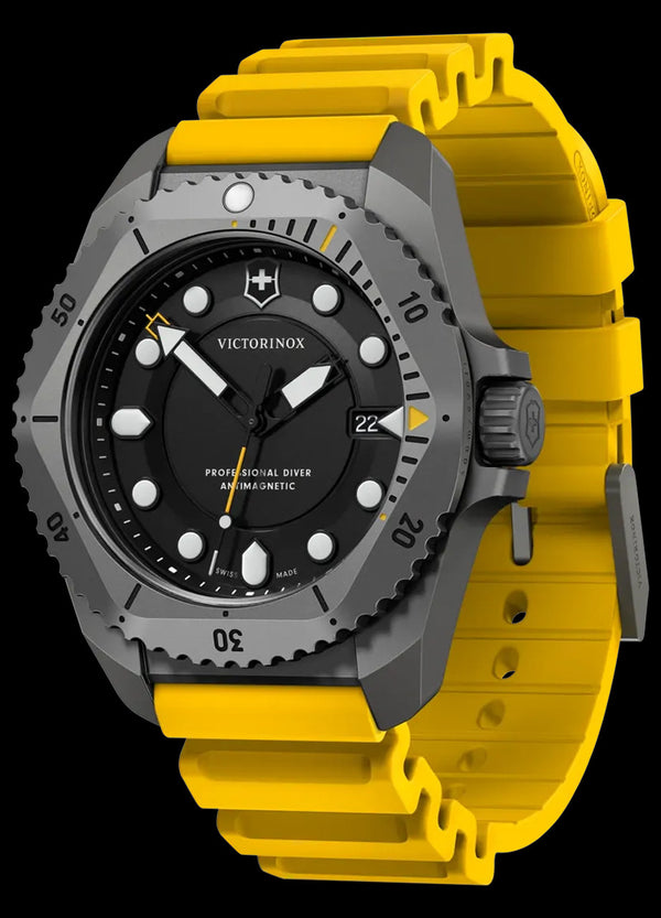 Victorinox Dive Pro 43 Watch