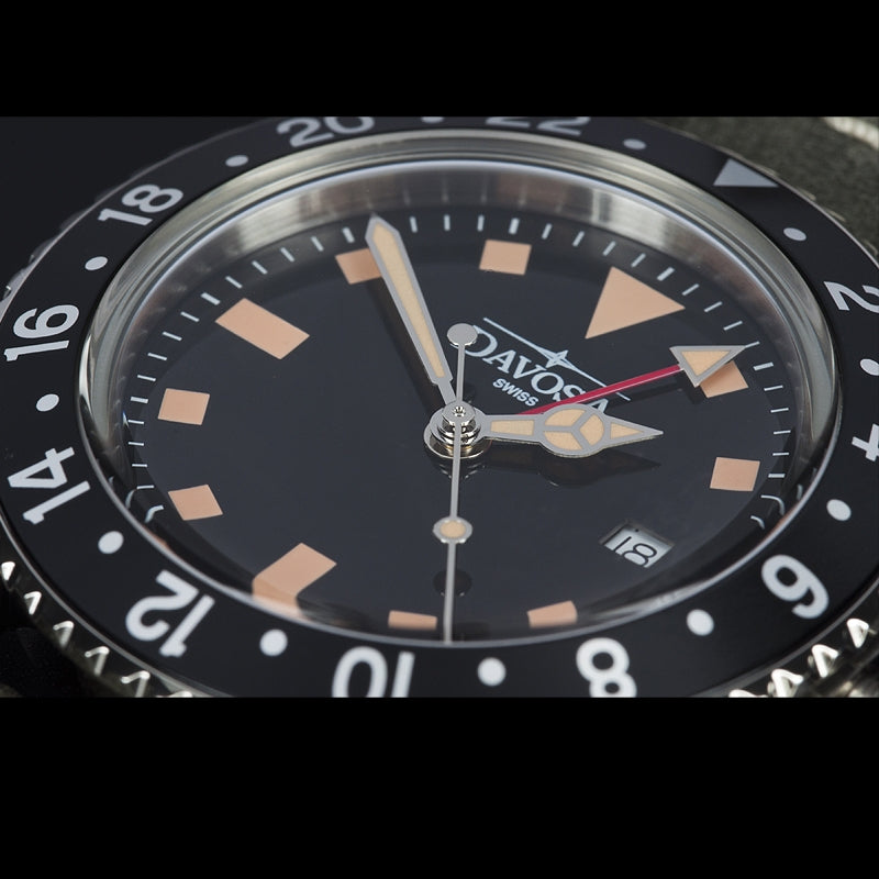 Davosa Vintage Diver Quartz Black